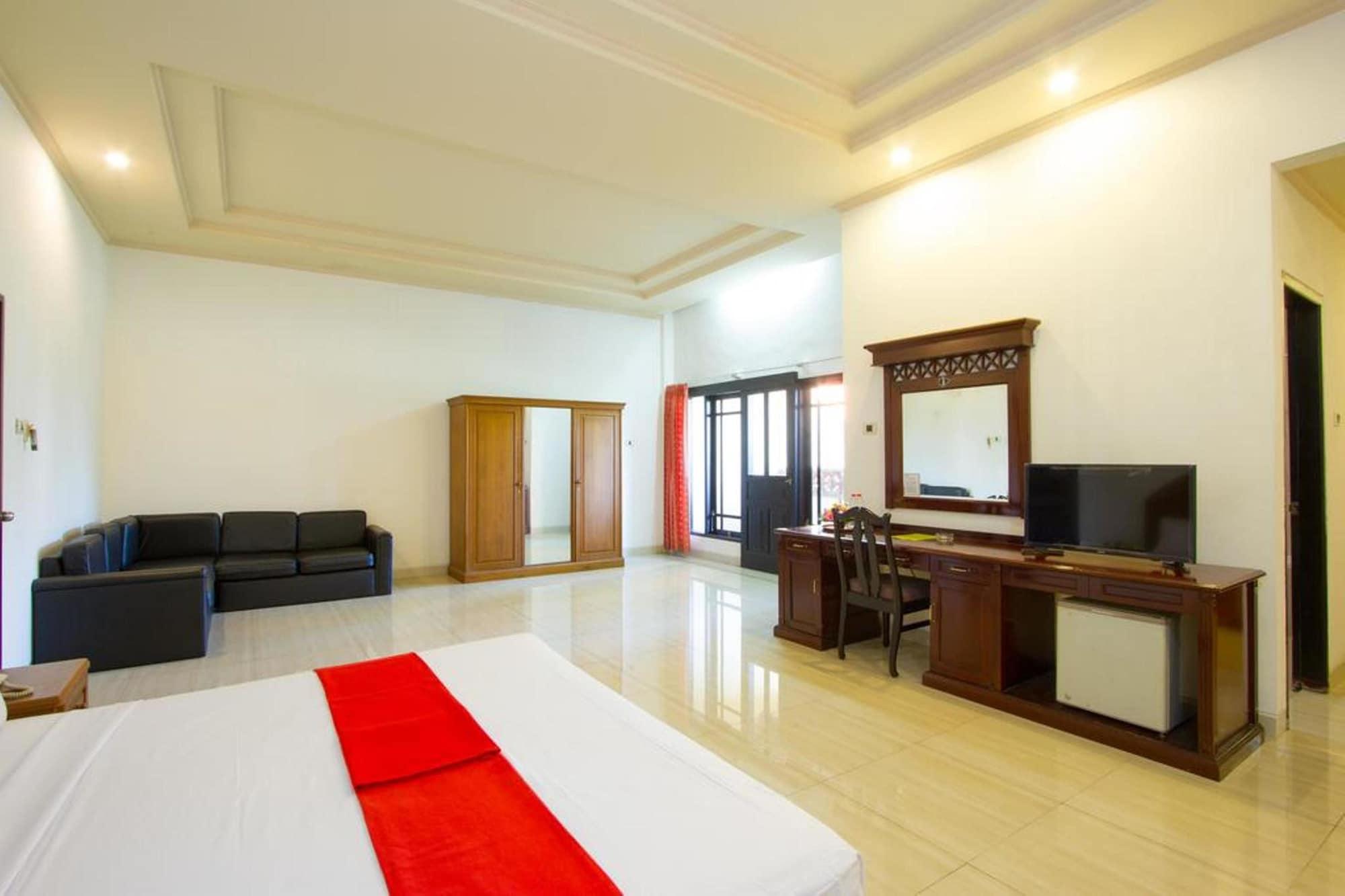 Hotel Oranjje Denpasar Eksteriør billede