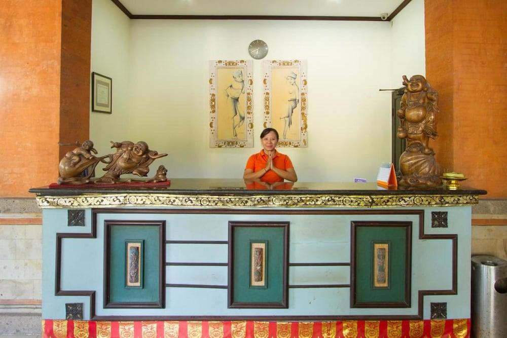 Hotel Oranjje Denpasar Eksteriør billede