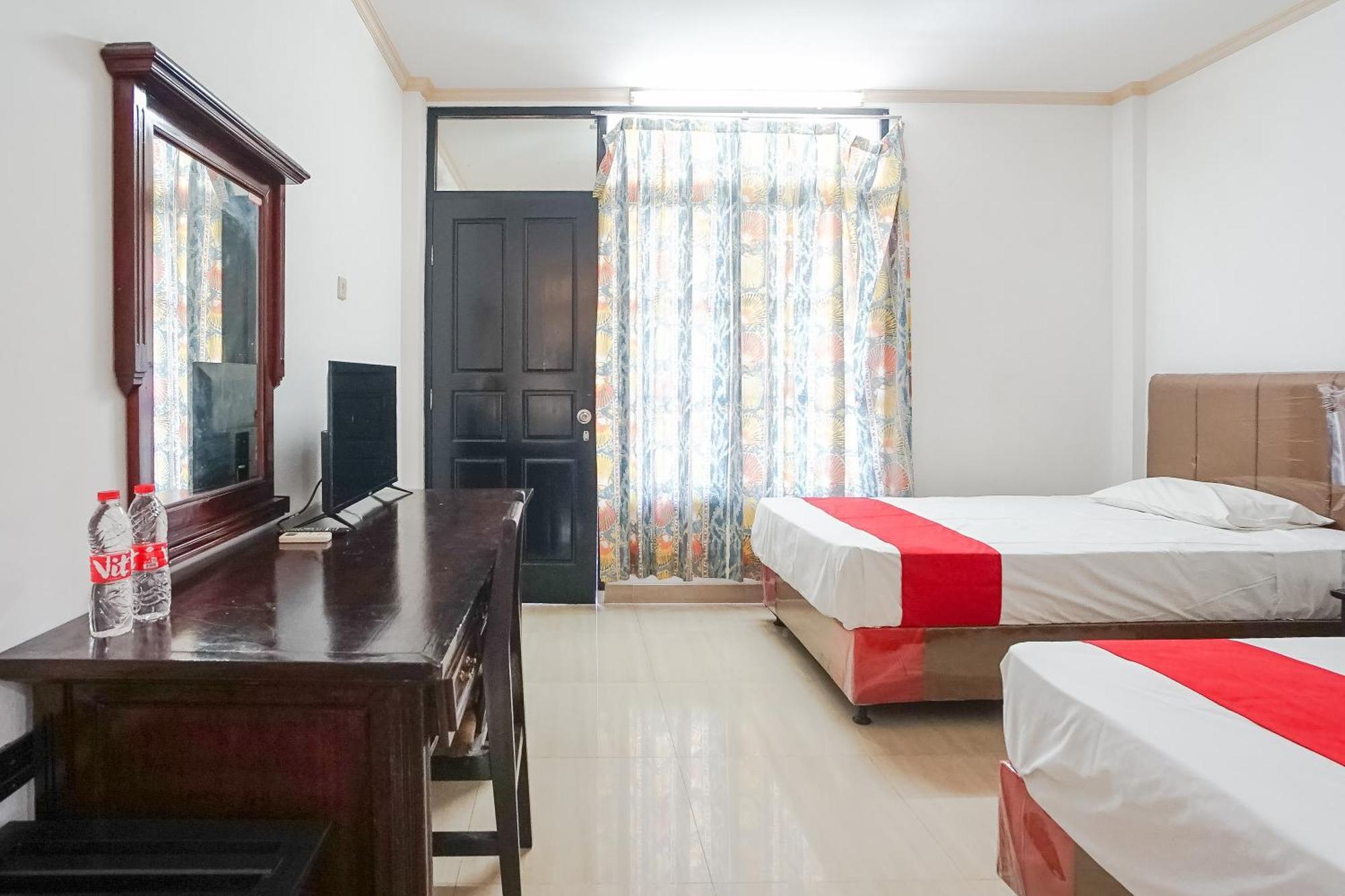 Hotel Oranjje Denpasar Eksteriør billede