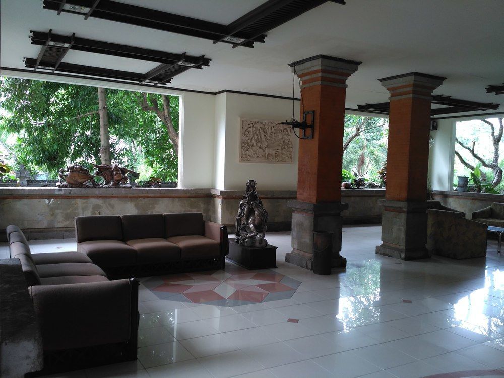 Hotel Oranjje Denpasar Eksteriør billede